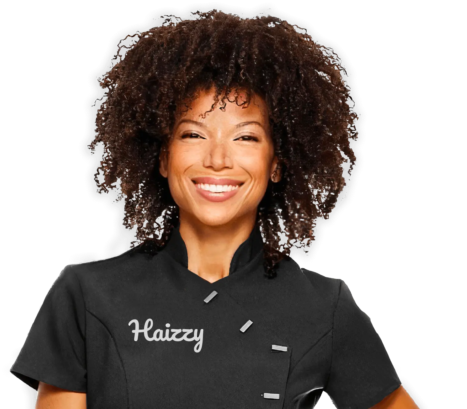 Une femme souriante qui porte une veste Haizzy